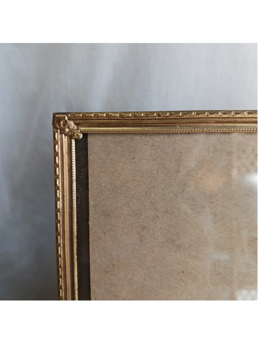 2 VTG Gold Tone 8x10 Picture Frames Photo Easel Regency Revival Landscape/portra